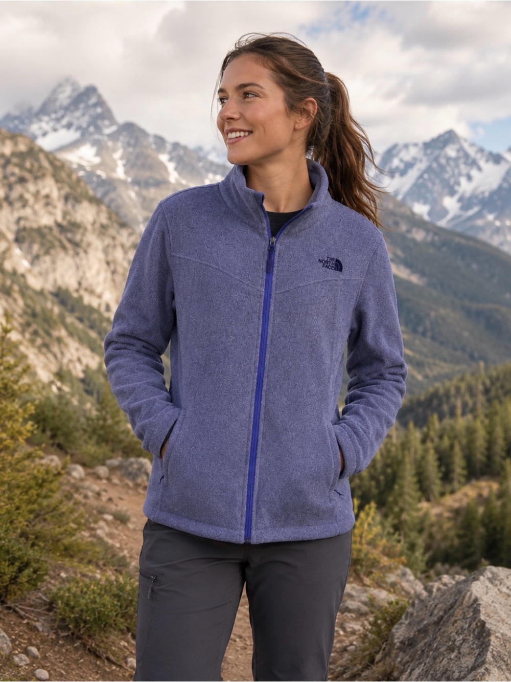 The North Face purple women fleece outdoor hiking jacket size large